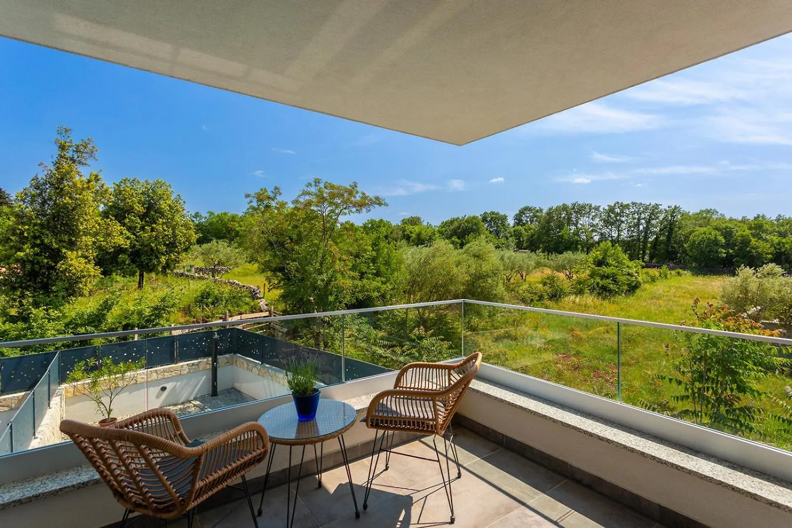 Villa Larus On Island Krk For 6 People With Sea View & Only 500 M From The Sea Malinska